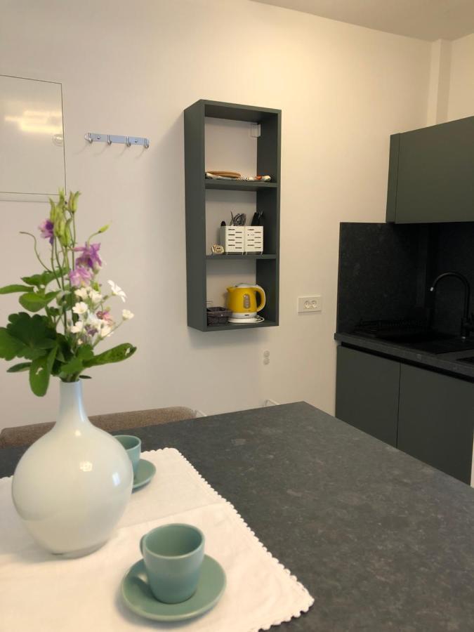 Apartments Aco Barbat na Rabu Eksteriør bilde