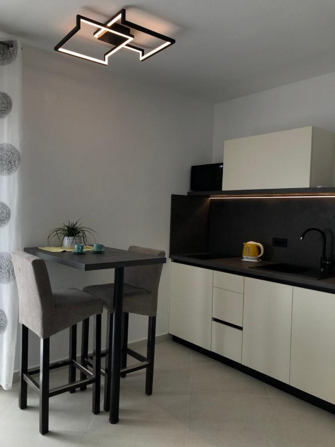Apartments Aco Barbat na Rabu Eksteriør bilde
