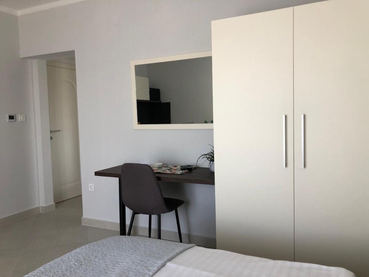 Apartments Aco Barbat na Rabu Eksteriør bilde