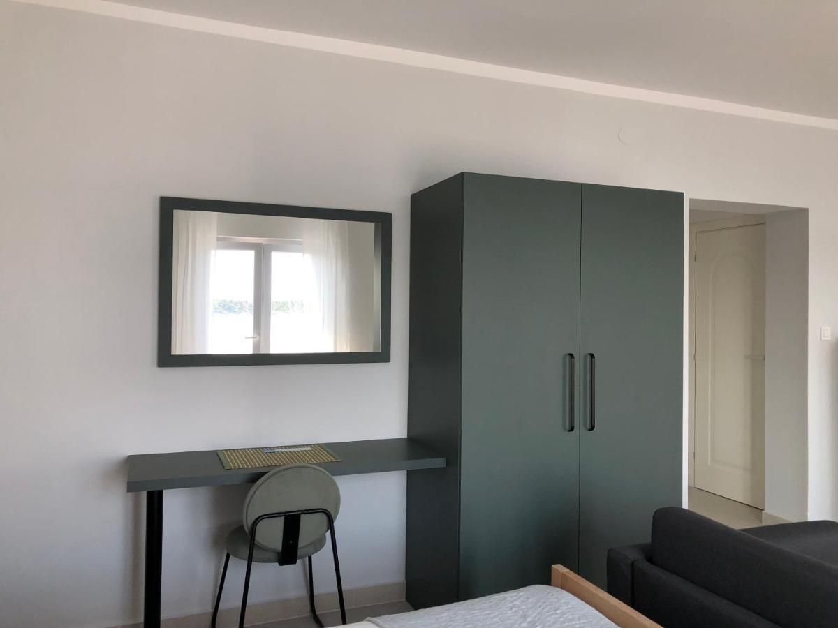 Apartments Aco Barbat na Rabu Eksteriør bilde